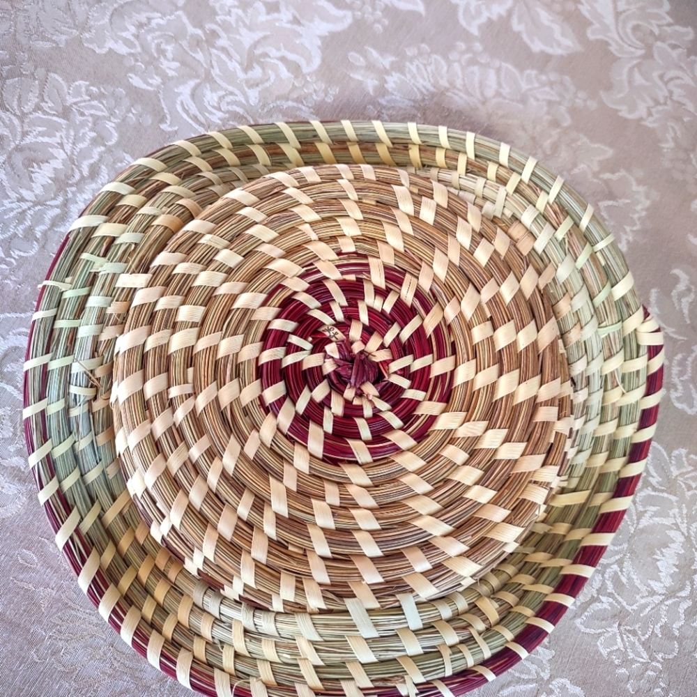 Sweet grass basket with elephant ears design